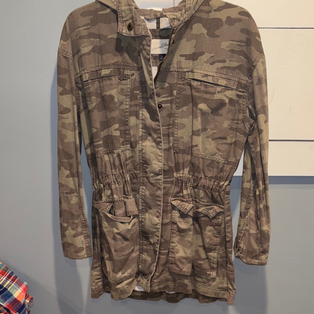 Universal Thread Olive Camouflage Utility Jacket